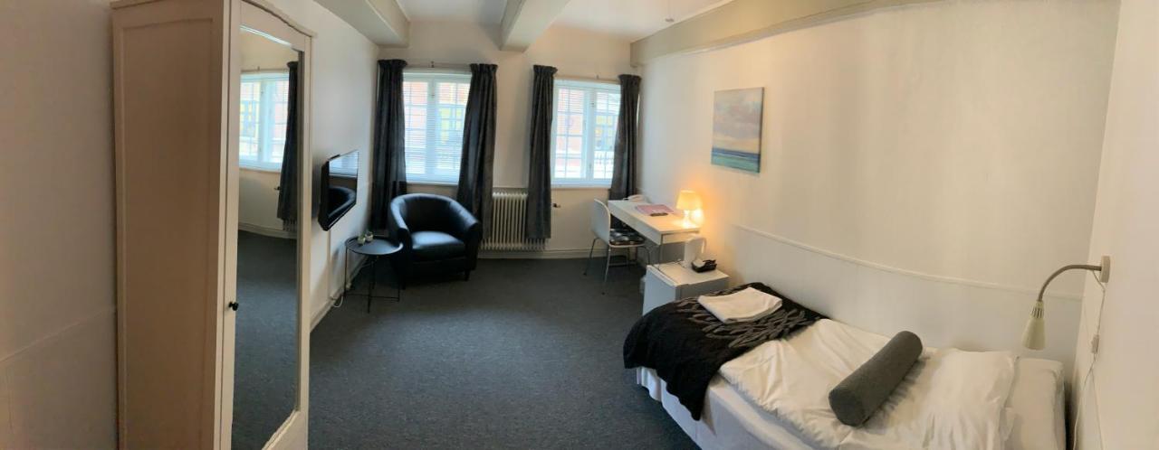 Hotel Ole Lunds Gaard คาลุนด์บอร์ก ภายนอก รูปภาพ